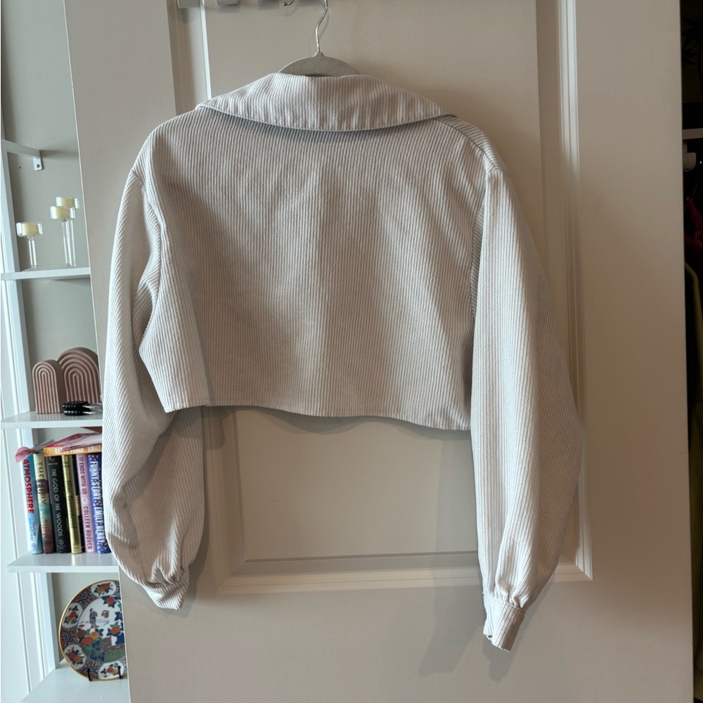 Nasty Gal Cream Cropped Blazer - Picture 5 of 5